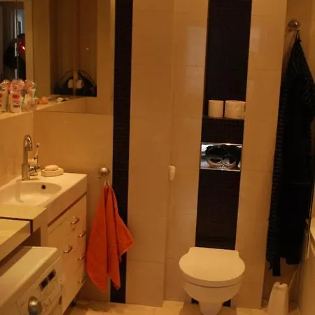 Apartament Alutka Cracovia Exterior foto
